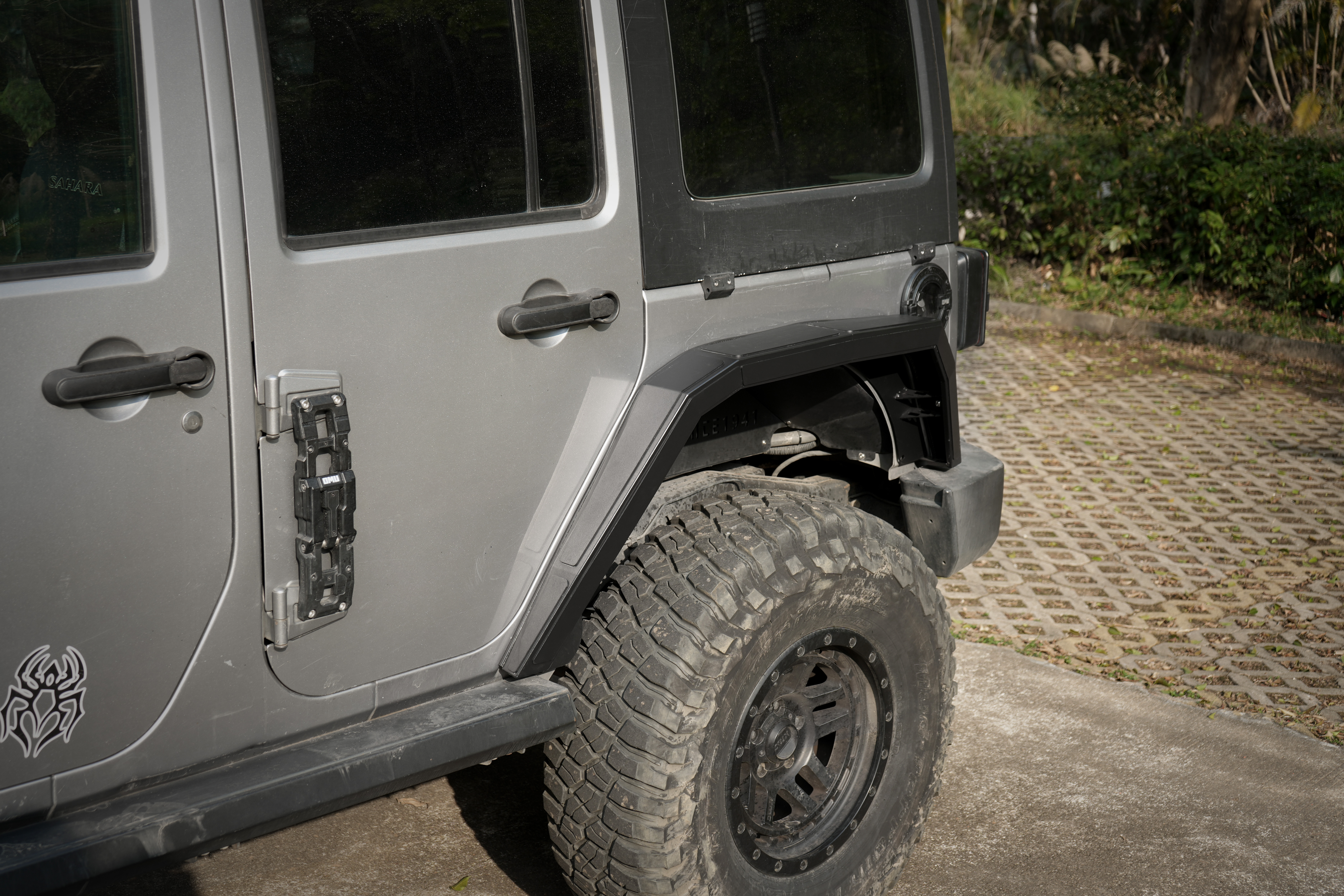 Rear Fender Flares Compatible With 2007-2018 Wrangler JK 4 2Door Off-Road Mud Guards Wheel Flares Liner Lights 4PCS JK Front Steel Fenders Requires Professional Installation & Body Drilling - Image 5