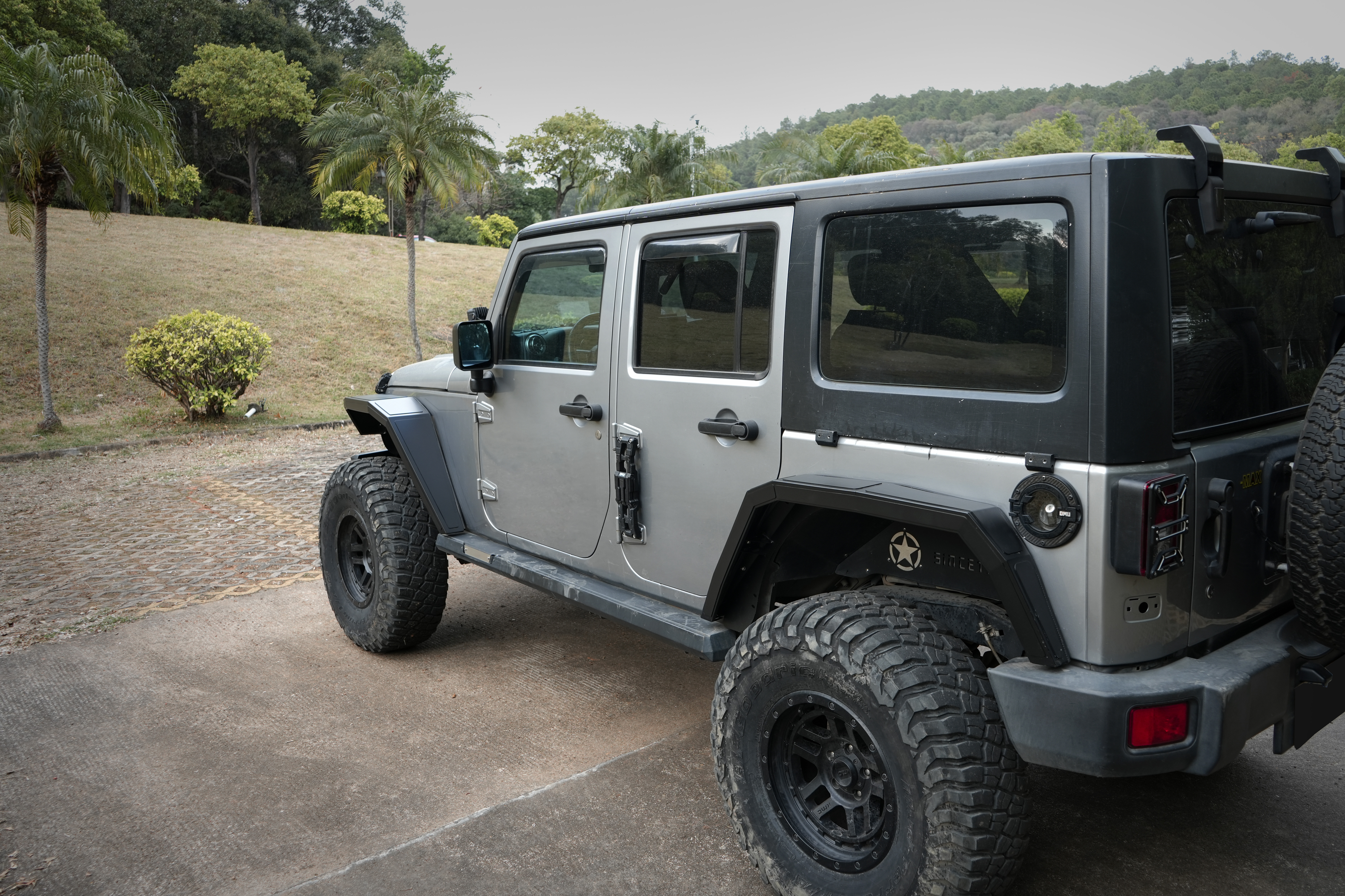 Rear Fender Flares Compatible With 2007-2018 Wrangler JK 4 2Door Off-Road Mud Guards Wheel Flares Liner Lights 4PCS JK Front Steel Fenders Requires Professional Installation & Body Drilling - Image 3